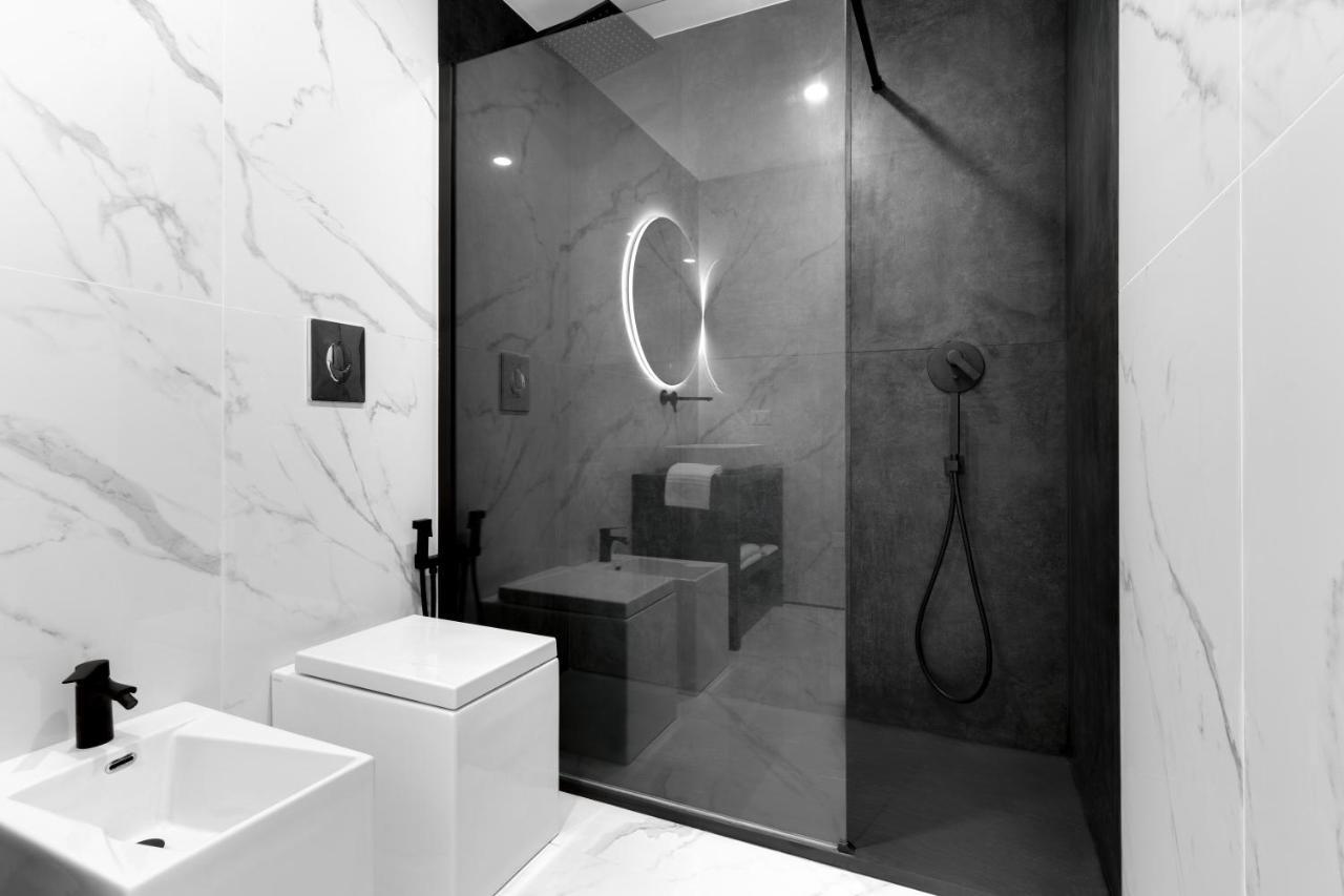Caralis Suites Rooms カリアリ エクステリア 写真