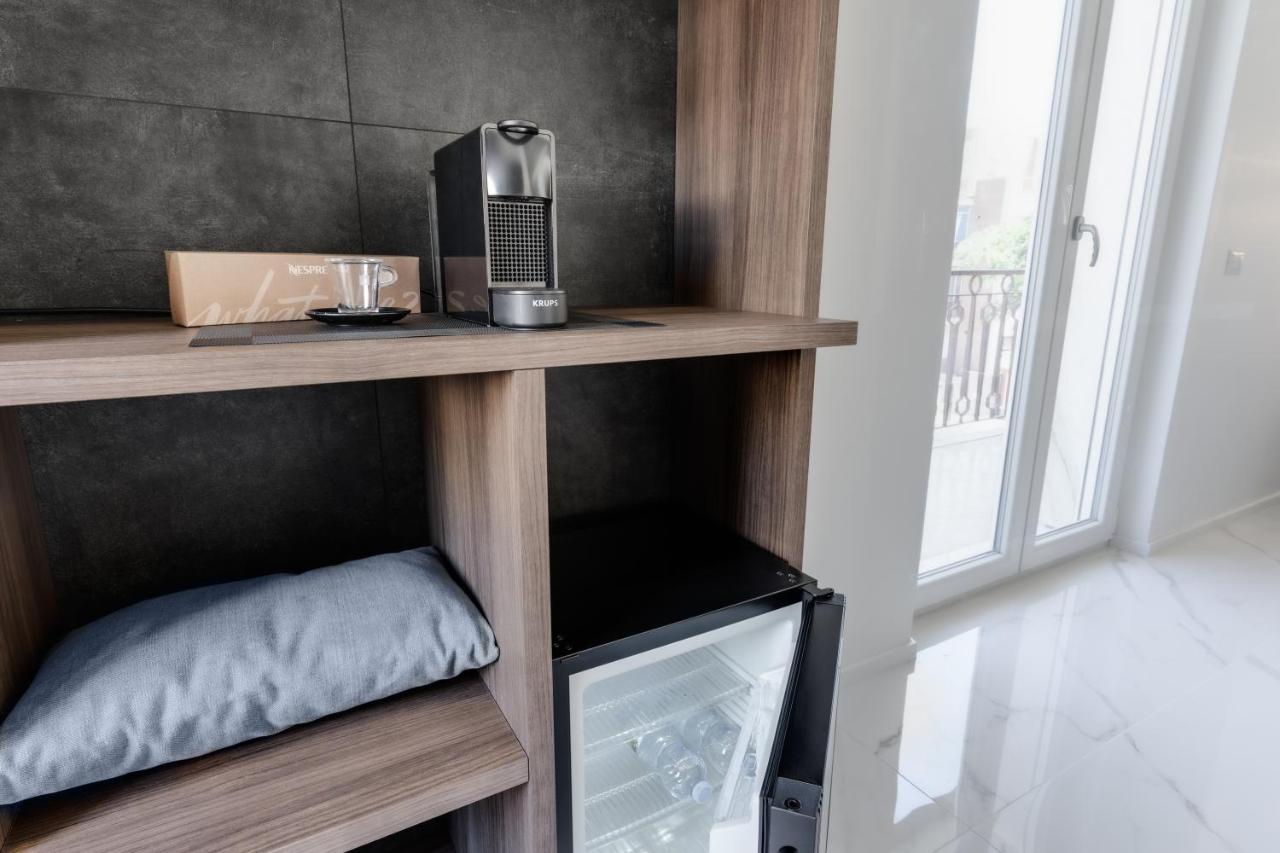 Caralis Suites Rooms カリアリ エクステリア 写真