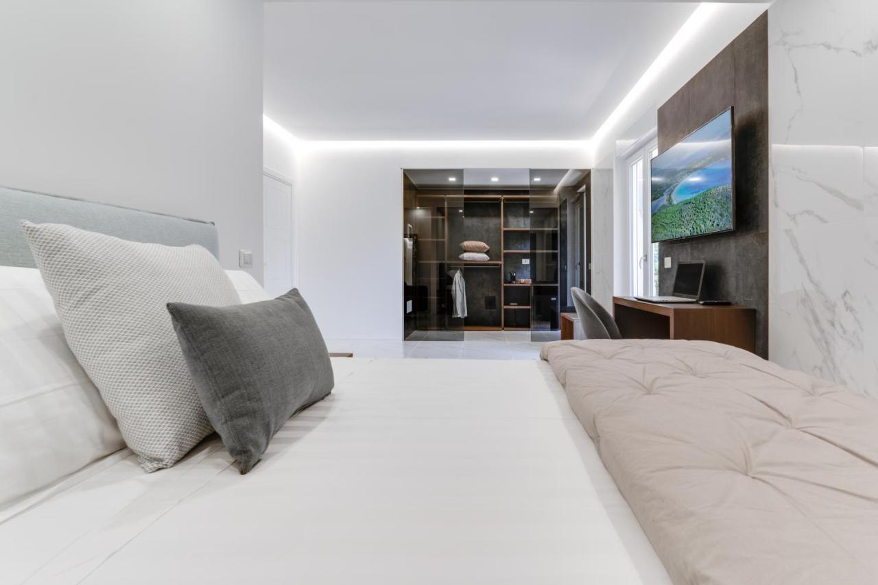 Caralis Suites Rooms カリアリ エクステリア 写真