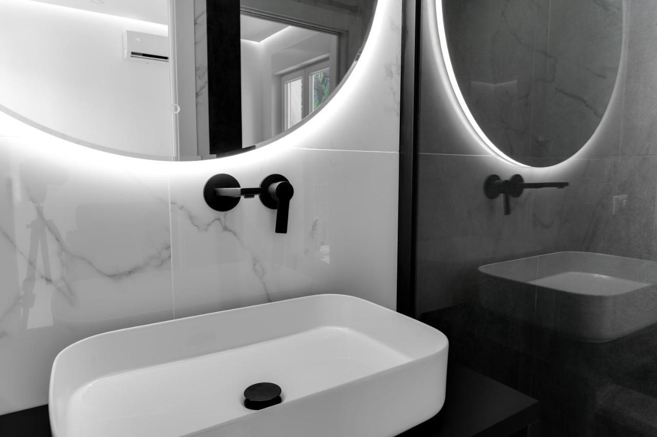 Caralis Suites Rooms カリアリ エクステリア 写真